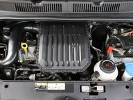 Volkswagen Up BASE 42