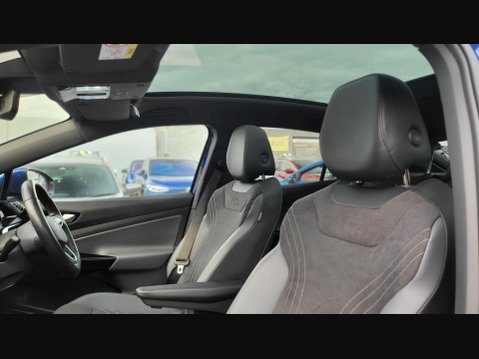 Volkswagen Id.5 Pro Performance 77kWh Style Auto 5dr 2