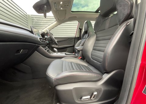 MG HS 1.5 T-GDI PHEV EXCLUSIVE 16