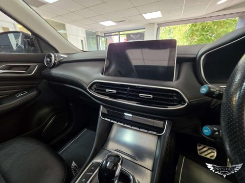 MG HS 1.5 T-GDI Exclusive DCT Euro 6 (s/s) 5dr 36