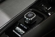 Volvo XC90 2.0 XC90 R-Design Pro B5 MHEV AWD Auto 4WD 5dr 37