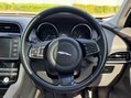 Jaguar F-Pace PORTFOLIO AWD 14