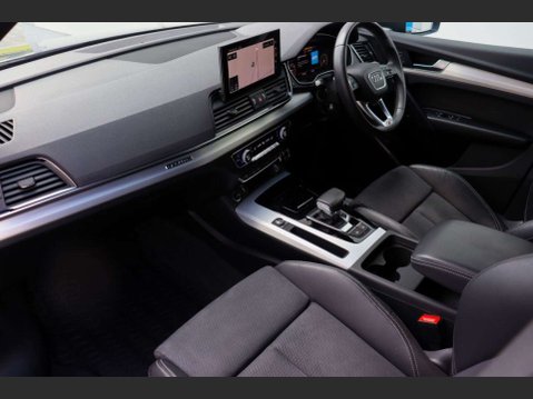 Audi Q5 2.0 TDI 40 Sport Sportback 5dr Diesel S Tronic quattro Euro 6 (s/s) (204 ps 10