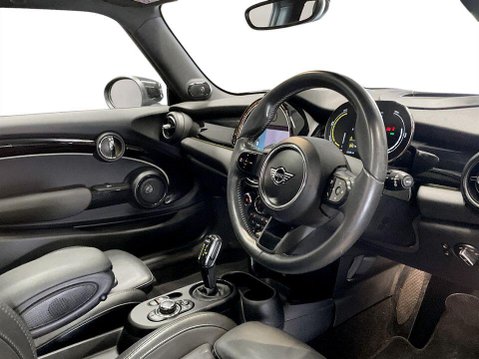 Mini Hatch Cooper SE 32.6kWh Level 3 Hatchback 3dr Electric Auto (184 ps) 12