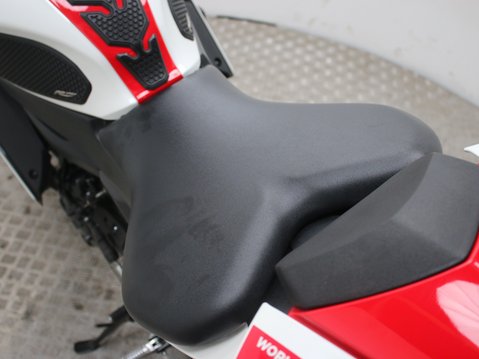 Yamaha R7 YZF R7 (YZF690) 27