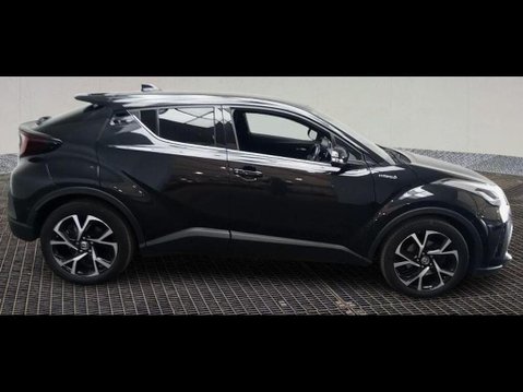 Toyota C-HR DESIGN 4