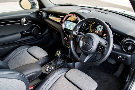 Mini Hatch COOPER S LEVEL 2