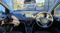 Hyundai i10 1.2 Premium SE Hatchback 5dr Petrol Auto Euro 6 (87 ps) 17