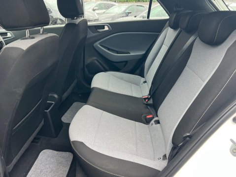 Hyundai i20 1.2 Blue Drive SE Euro 6 (s/s) 5dr 24