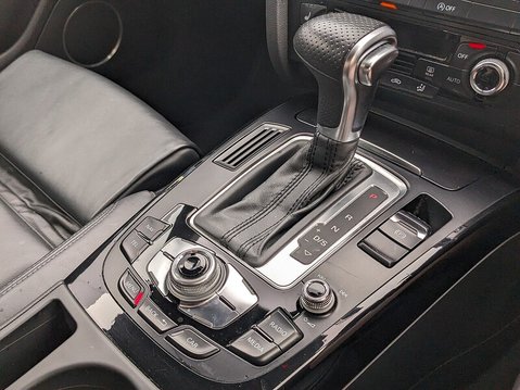 Audi A5 TDI QUATTRO BLACK EDITION 26