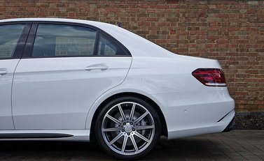 Mercedes-Benz E Class AMG 21