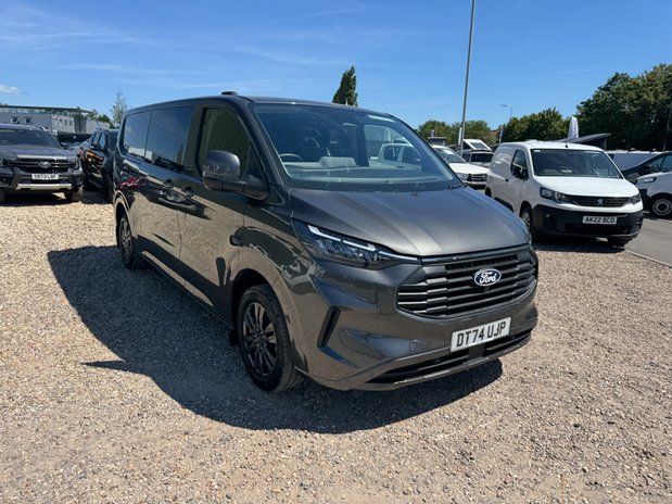 Ford Transit Custom Crew Cab [SOLD CM] LWB L2H1 Low Roof Limited 320 Air Con Alloys Camera EURO 5