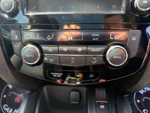 Nissan Qashqai 1.3 Qashqai N-Connecta DiG-T 5dr 48