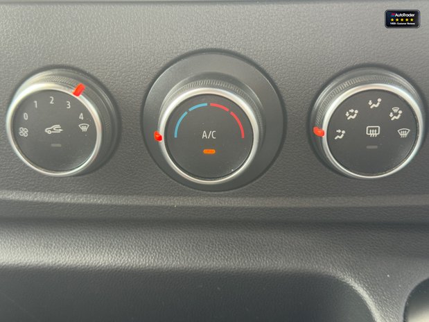 Nissan Interstar AUTO LWB [SOLD MT] L3H2 Dci Tekna Air Con Camera Nav Sensors EURO 6 NO VAT 34