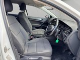 Volkswagen Golf 1.6 TDI BlueMotion Tech SE Nav Euro 6 (s/s) 5dr 9