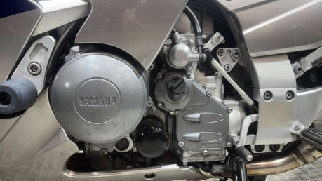 Yamaha FJR1300 ABS 2008 ONLY 22K NEW MOT SERVICED FULL LUGGAGE COMMUTER TOURER BIKE 28