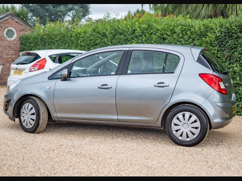 Vauxhall Corsa 1.2 Corsa Exclusive AC 5dr 3