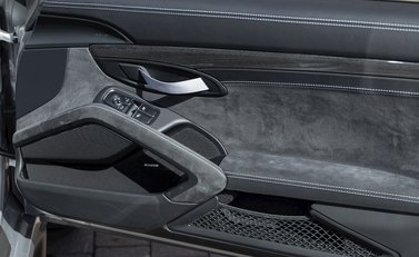 Porsche 911 GT3 RS Weissach (991.2) 21