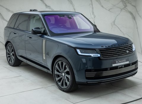 Land Rover Range Rover P530 SV 11