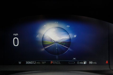 Ford Kuga ST-LINE X EDITION 33