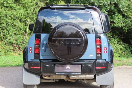 Land Rover Defender 3.0 D300 MHEV X-Dynamic HSE SUV 5dr Diesel Auto 4WD Euro 6 (s/s) (300 ps) 5