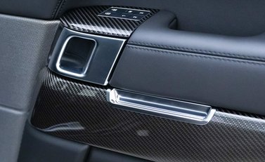Land Rover Range Rover Sport 5.0 SVR Carbon Edition 23