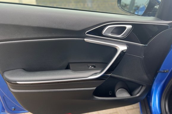 Kia Xceed 1..5 GT-LINE 28