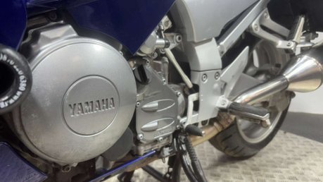 Yamaha FJR1300 2005 49K FULL LUGGAGE NEW MOT NEW TYRES SERVICED 48
