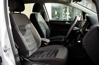 Volkswagen Golf SV GT TSI 31