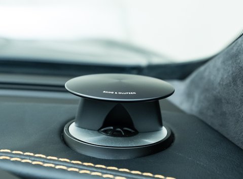 Aston Martin Vanquish S Ultimate 21