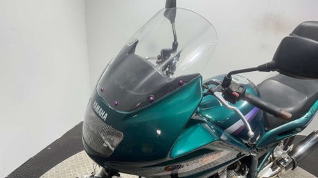 Yamaha XJ 1995 RUNNING PROJECT BIKE SPARES OR REPAIR SHAFT DRIVE 900CC TRIKE? 28