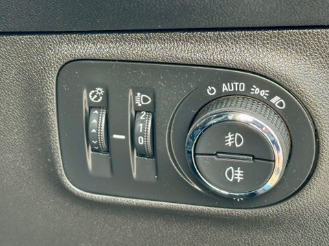 Vauxhall Corsa SE NAV 20
