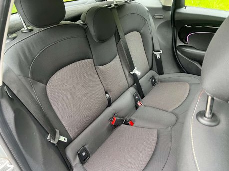 Mini Hatch 1.5 Cooper Classic 5dr 41