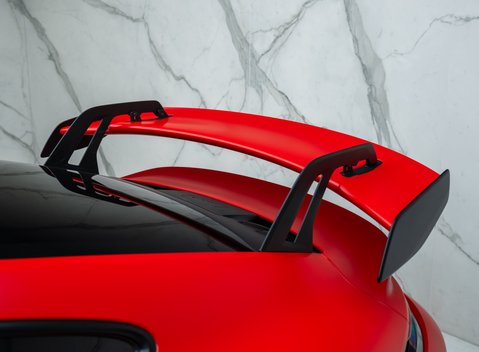 Porsche 911 GT3 (992) 40