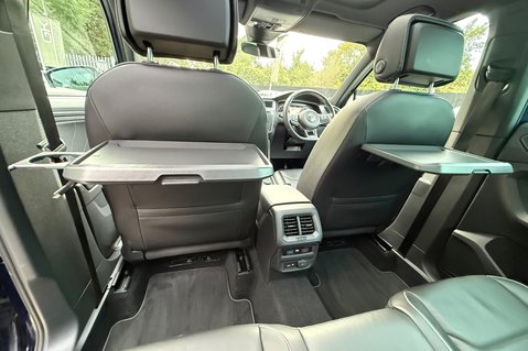 Volkswagen Tiguan R LINE TSI BMT 4MOTION DSG -RARE LEATHER INTERIOR -CAMERA -APPLE CARPLAY  31