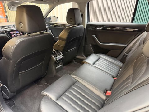 Skoda Superb 2.0 TDI Laurin & Klement Euro 6 (s/s) 5dr 46