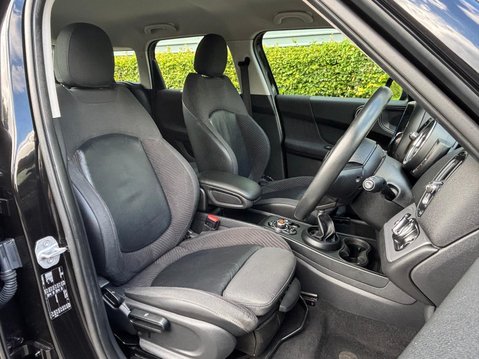 Mini Countryman COOPER 14