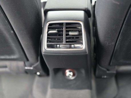 Audi Q3 2.0 TDI SE SUV 5dr Diesel S Tronic quattro Euro 6 (s/s) (150 ps) 40