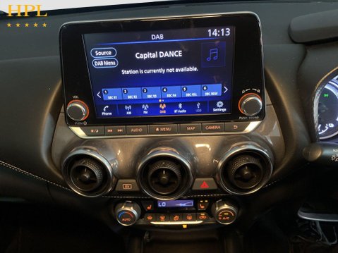 Nissan Juke 1.6 Tekna SUV 5dr Petrol Hybrid Auto Euro 6 (143 ps) Alloys - Air Con - DAB 17