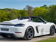 Porsche 718 SPYDER RS PDK 8