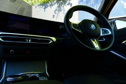 BMW 3 Series 2.0 320i M Sport Auto 4dr 25