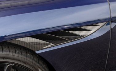 Aston Martin DBS Superleggera 28