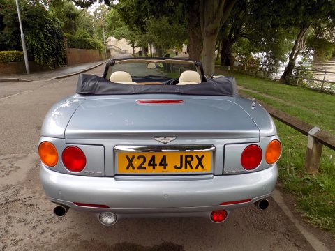 Aston Martin DB7 VANTAGE VOLANTE V12 AUTOMATIC 38