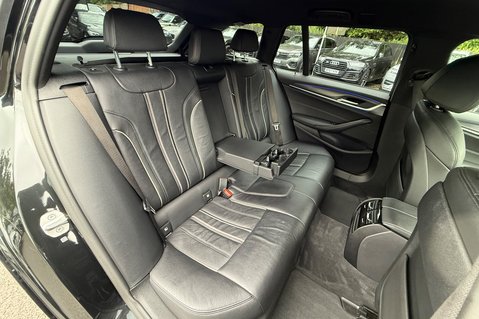 BMW 5 Series 520D M SPORT TOURING -FULL SERVICE HISTORY -TWIN DASHCAMS -GHOST -BIG AUDIO 31