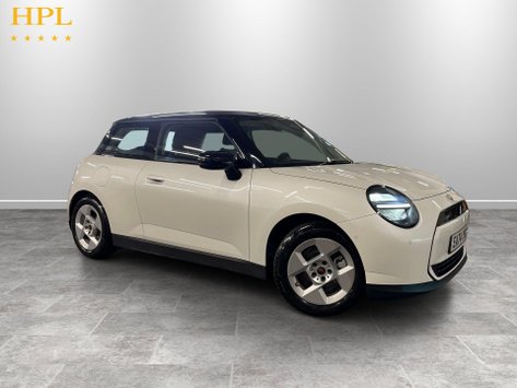 Mini Electric Cooper E 40.7kWh Classic Hatchback 3dr Electric Auto (184 ps)