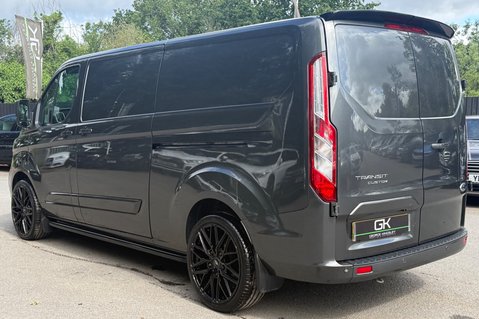 Ford Transit Custom 300 LIMITED P/V L2 H1 - NO VAT -LONG WHEEL BASE -20 INCH ALLOYS - BODYKIT 4