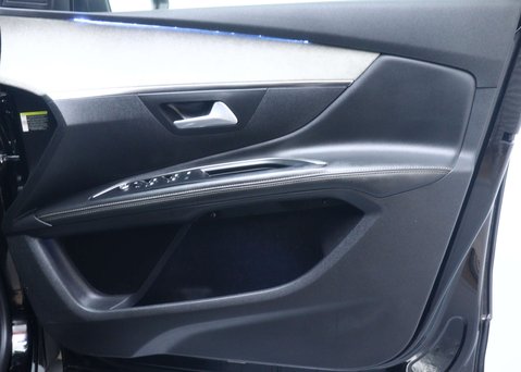 Peugeot 5008 1.6 PureTech GT SUV 5dr Petrol EAT Euro 6 (s/s) (180 ps) 40