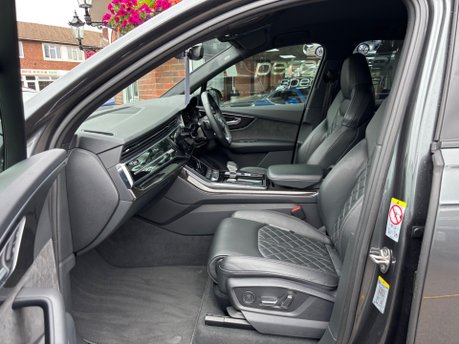 Audi SQ7 4.0 TFSI V8 Black Edition SUV 5dr Petrol Tiptronic quattro Euro 6 (507ps) 11