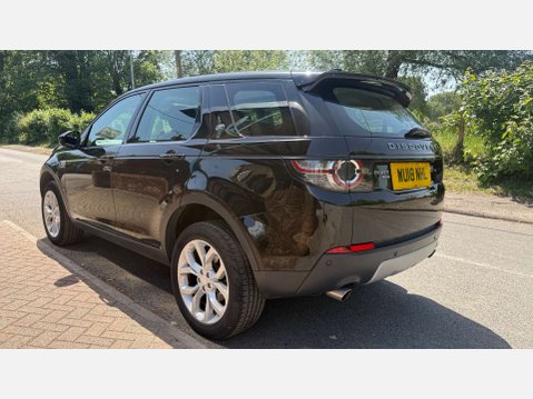 Land Rover Discovery Sport 2.0 Discovery Sport HSE TD4 Auto 4WD 5dr 12