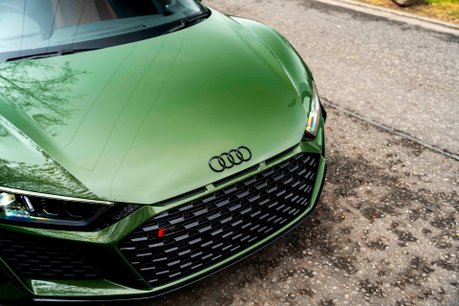 Audi R8 V10 PERFORMANCE. NOW SOLD. SIMILAR REQUIRED. PLEASE CALL 01903 254800. 7